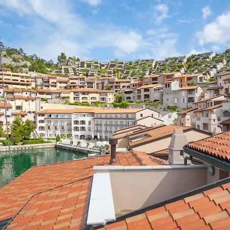 Portopiccolo Apartment *