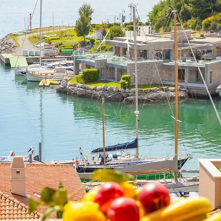 Portopiccolo Διαμέρισμα *